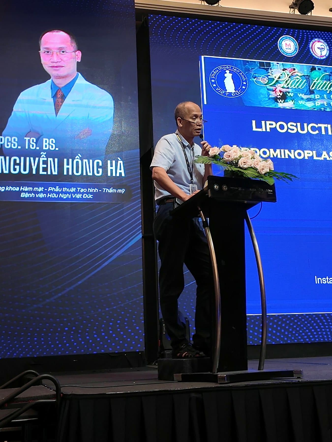 PGS.TS.BS. Nguyễn Hồng Hà trình bày chuyên đề hút mỡ kết hợp tạo hình thành bụng