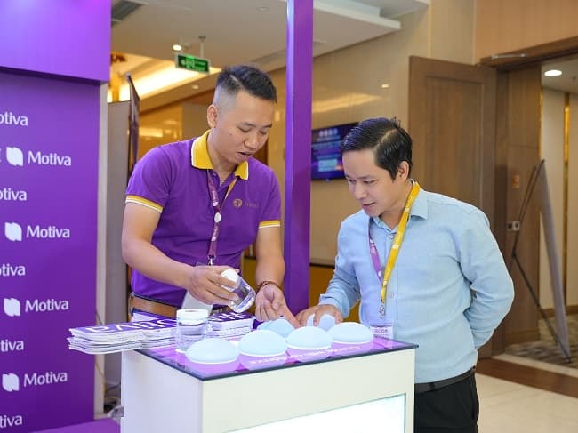 Đại biểu tham dự phiên khoa học tại Khách sạn Sheraton Cần Thơ